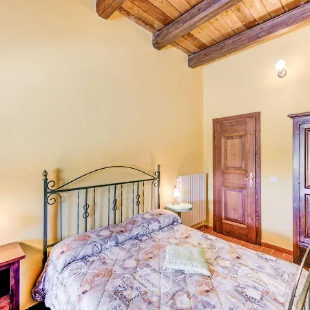 Holiday Home In Mosciano Sant Angelo With Courtyard Mosciano SantʼAngelo